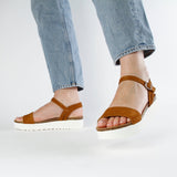 EDEN NUBUK SANDAL WHISKY