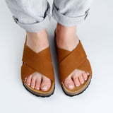 ELISA NUBUK SANDAL WHISKY