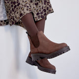 HUNTER CHELSEA BOOTIE BROWN
