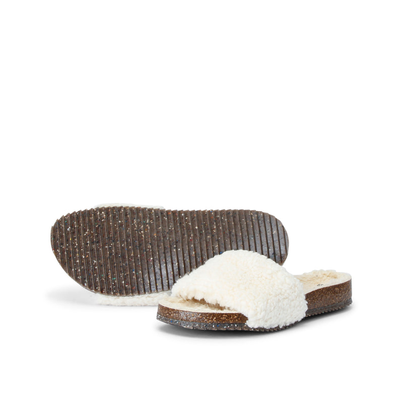 BEA FURRY SLIPON OFF WHITE