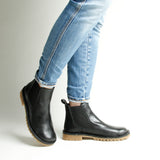 DAISY BLACK CHELSEA BOOTIE